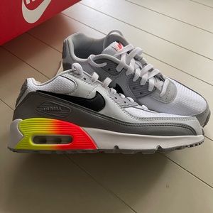 *VERY RARE FIND* Brand New • NIKE Air Max GS - BRAND NEW KIDS MALE/FEMALE